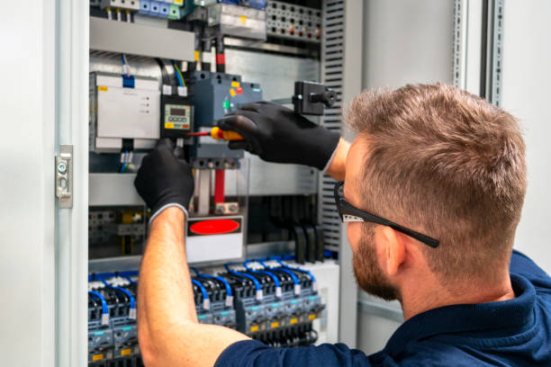 Best Best Electricians Near Me  in Farmington, IL